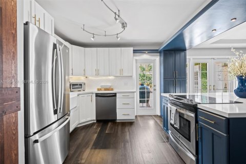 House in Pompano Beach, Florida 2 bedrooms, 122.45 sq.m. № 2011127 - photo 25