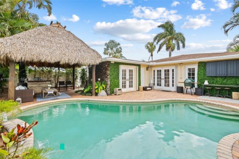 House in Pompano Beach, Florida 2 bedrooms, 122.45 sq.m. № 2011127 - photo 15