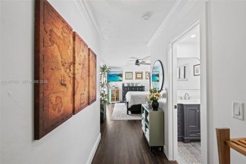 House in Pompano Beach, Florida 2 bedrooms, 122.45 sq.m. № 2011127 - photo 9