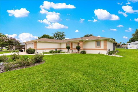 Casa en venta en Ocala, Florida, 2 dormitorios, 134.34 m2 № 1802069 - foto 2