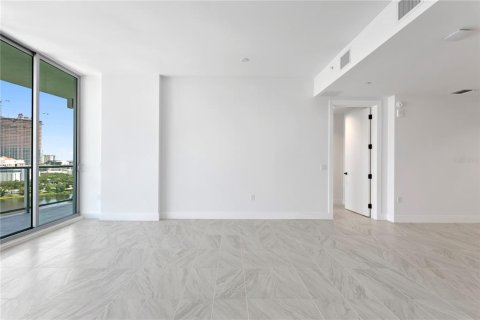 Condo in Saint Petersburg, Florida, 2 bedrooms  № 1907948 - photo 20