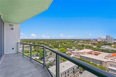 Condominio en alquiler en Saint Petersburg, Florida, 2 dormitorios, 162.86 m2 № 1907948 - foto 3