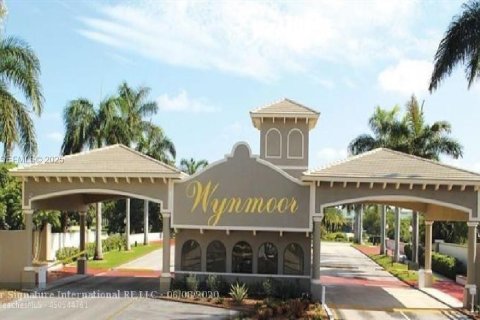 Купить кондоминиум в Коконат Крик, Флорида 2 спальни, 89.37м2, № 1984445 - фото 11