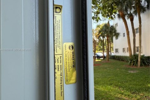 Купить кондоминиум в Коконат Крик, Флорида 2 спальни, 89.37м2, № 1984445 - фото 12