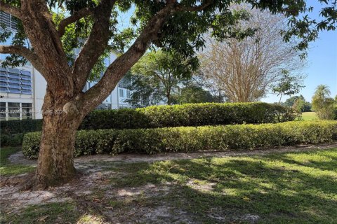 Condominio en venta en Coconut Creek, Florida, 2 dormitorios, 89.37 m2 № 1984445 - foto 5