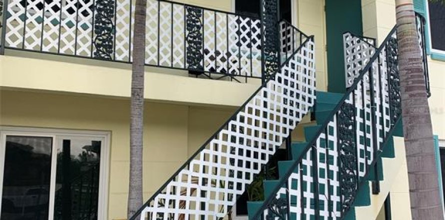 Appartement à Redington Shores, Floride 1 chambre, 40.88 m2 № 2426894