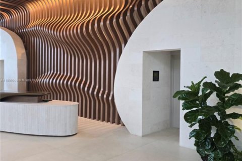 Condominio en alquiler en Miami, Florida, 1 dormitorio, 114.73 m2 № 1943598 - foto 6