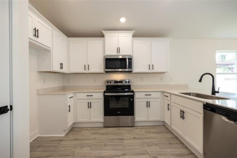 House in Palm Coast, Florida 3 bedrooms, 127.09 sq.m. № 2133497 - photo 7
