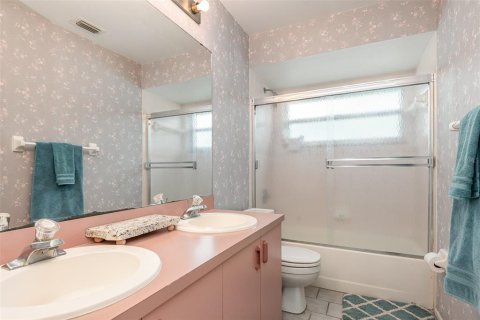 Casa en venta en Titusville, Florida, 4 dormitorios, 146.97 m2 № 1539412 - foto 14