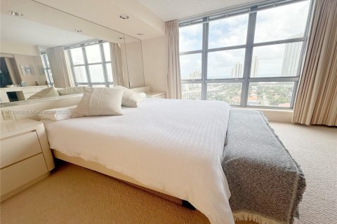 Condominio en alquiler en Aventura, Florida, 3 dormitorios, 157.38 m2 № 1982438 - foto 25