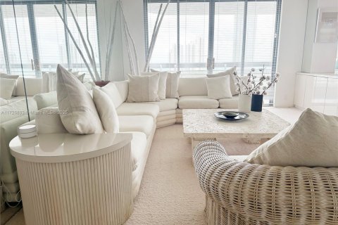 Condominio en alquiler en Aventura, Florida, 3 dormitorios, 157.38 m2 № 1982438 - foto 6