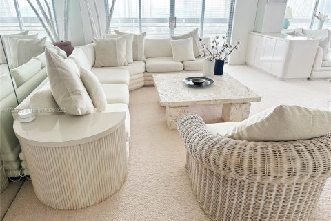 Condominio en alquiler en Aventura, Florida, 3 dormitorios, 157.38 m2 № 1982438 - foto 5