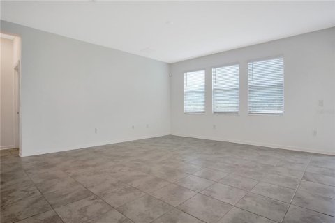 Villa ou maison à louer à Davenport, Floride: 4 chambres, 171.68 m2 № 2386654 - photo 9