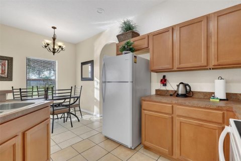 House in Clermont, Florida 4 bedrooms, 192.49 sq.m. № 2101366 - photo 13