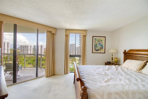 Copropriété à vendre à Aventura, Floride: 2 chambres, 117.99 m2 № 1888997 - photo 17