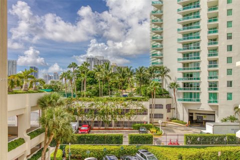 Copropriété à vendre à Aventura, Floride: 2 chambres, 117.99 m2 № 1888997 - photo 30