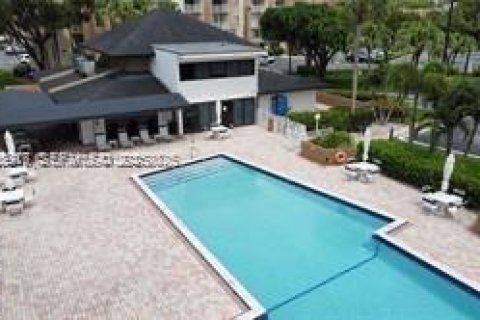 Copropriété à louer à Miami, Floride: 1 chambre, 66.43 m2 № 1987323 - photo 13