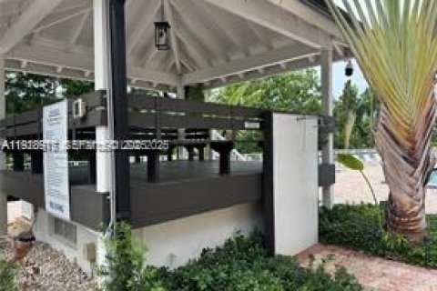 Copropriété à louer à Miami, Floride: 1 chambre, 66.43 m2 № 1987323 - photo 17