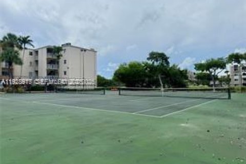 Copropriété à louer à Miami, Floride: 1 chambre, 66.43 m2 № 1987323 - photo 15