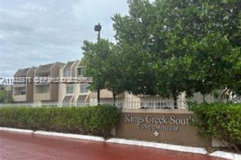 Copropriété à louer à Miami, Floride: 1 chambre, 66.43 m2 № 1987323 - photo 1