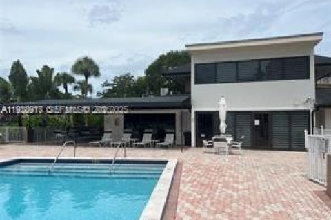 Copropriété à louer à Miami, Floride: 1 chambre, 66.43 m2 № 1987323 - photo 16