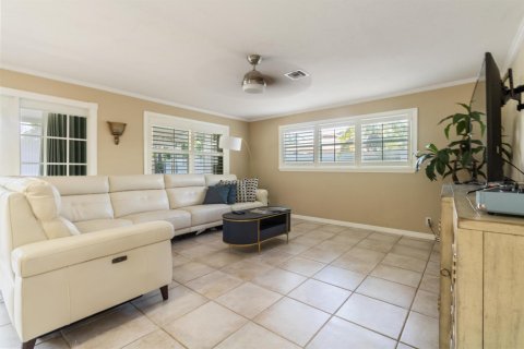 House in West Palm Beach, Florida 3 bedrooms, 165.92 sq.m. № 2187586 - photo 5