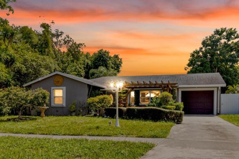 House in West Palm Beach, Florida 3 bedrooms, 165.92 sq.m. № 2187586