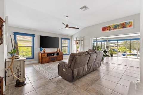 Casa en venta en The Villages, Florida, 3 dormitorios, 183.57 m2 № 2387397 - foto 14