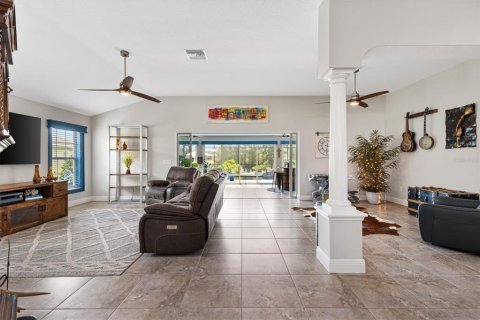 Casa en venta en The Villages, Florida, 3 dormitorios, 183.57 m2 № 2387397 - foto 15