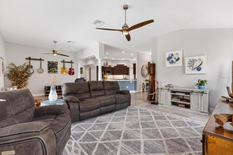 Casa en venta en The Villages, Florida, 3 dormitorios, 183.57 m2 № 2387397 - foto 17