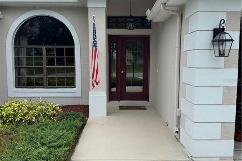 House in Spring Hill, Florida 2 bedrooms, 187.66 sq.m. № 1832884 - photo 2