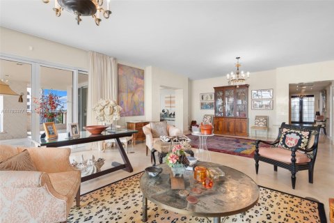 Condo in Fisher Island, Florida, 4 bedrooms  № 1863300 - photo 26