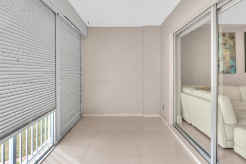 Condominio en venta en Hollywood, Florida, 2 dormitorios, 105.17 m2 № 2004015 - foto 25