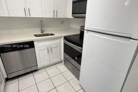 Condo à Hollywood, Floride, 2 chambres  № 1999630