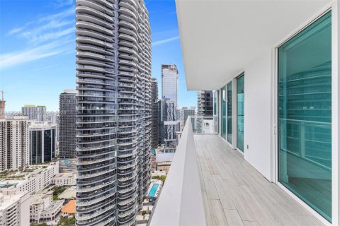 Copropriété à vendre à Miami, Floride: 2 chambres, 105.35 m2 № 2153351 - photo 19