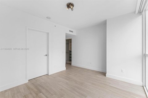 Copropriété à vendre à Miami, Floride: 2 chambres, 105.35 m2 № 2153351 - photo 9