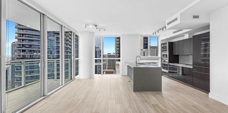 Condo à Miami, Floride, 2 chambres  № 2153351