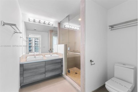 Copropriété à vendre à Miami, Floride: 2 chambres, 105.35 m2 № 2153351 - photo 14