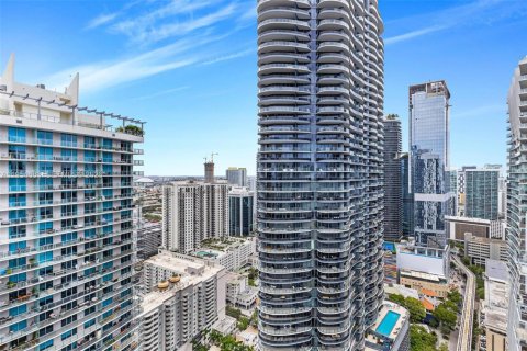 Copropriété à vendre à Miami, Floride: 2 chambres, 105.35 m2 № 2153351 - photo 18