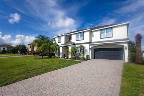 Casa en Orlando, Florida 6 dormitorios, 393.72 m2 № 2225689
