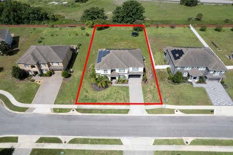 Casa en venta en Orlando, Florida, 6 dormitorios, 393.72 m2 № 2225689 - foto 5
