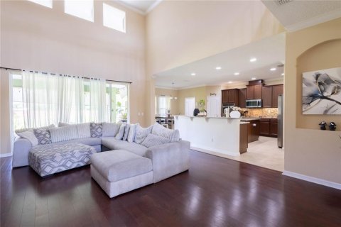 Casa en venta en Orlando, Florida, 6 dormitorios, 393.72 m2 № 2225689 - foto 7
