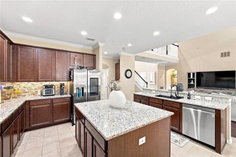Casa en venta en Orlando, Florida, 6 dormitorios, 393.72 m2 № 2225689 - foto 16