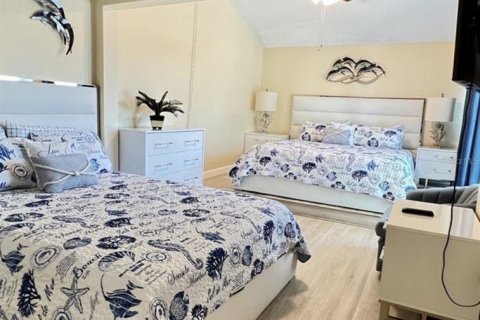 Condominio en venta en Madeira Beach, Florida, 2 dormitorios, 96.62 m2 № 1677001 - foto 13