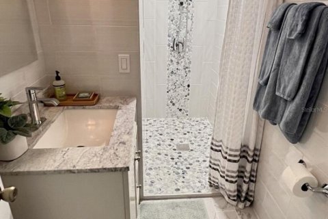 Condominio en venta en Madeira Beach, Florida, 2 dormitorios, 96.62 m2 № 1677001 - foto 10