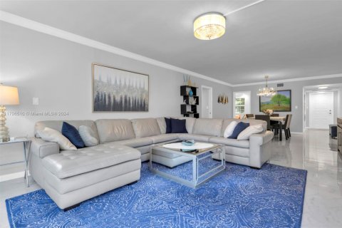 Condo in Pompano Beach, Florida, 3 bedrooms  № 1459422 - photo 5