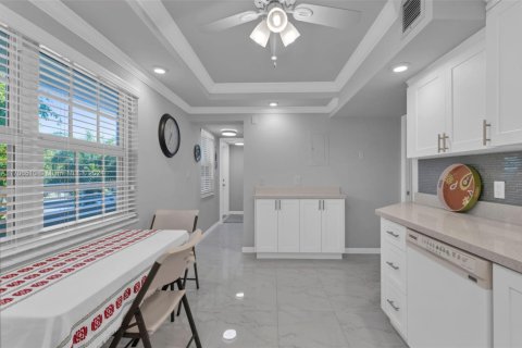 Condo in Pompano Beach, Florida, 3 bedrooms  № 1459422 - photo 14