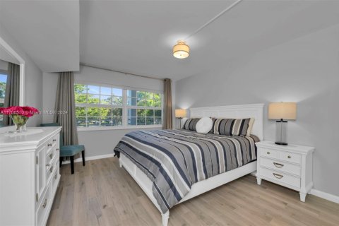 Condo in Pompano Beach, Florida, 3 bedrooms  № 1459422 - photo 25
