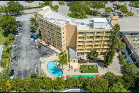 Copropriété à louer à Fort Lauderdale, Floride: 2 chambres, 60.39 m2 № 1845809 - photo 3
