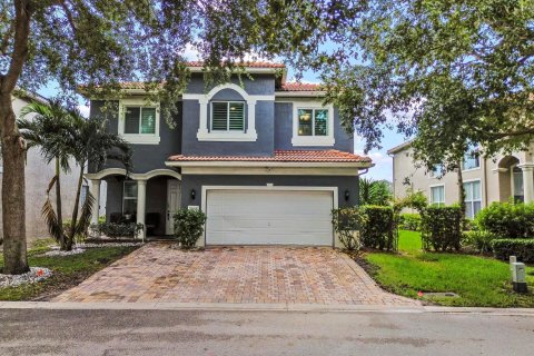 Casa en Riviera Beach, Florida 5 dormitorios, 283.54 m2 № 2361622